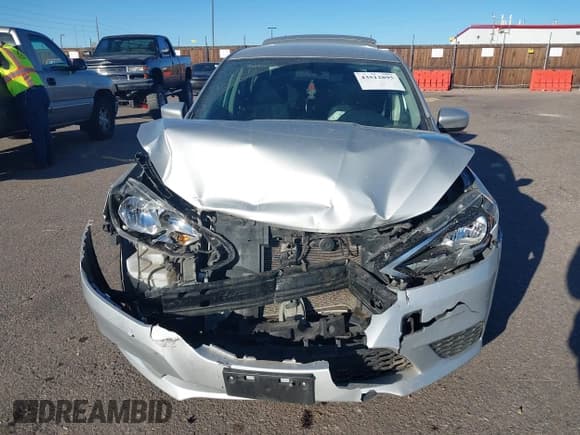 ✅ 2017 Nissan Sentra SR • VIN: 3N1AB7AP5HY338078 • Лот: 43512895. Опубликован ранее на IAAI с пробегом 138 585 миль. Бесплатный доступ к архиву аукционных продаж из США и подробный отчёт об истории автомобиля на DreamBid. Изображение 12.