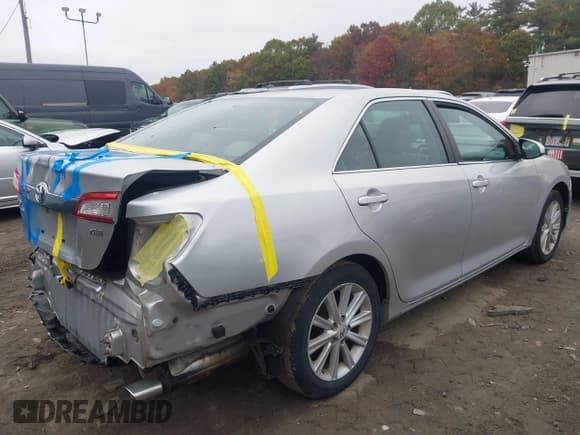 ✅ 2012 Toyota Camry LE • VIN: 4T1BF1FK1CU636814 • Lot: 43498278. Wystawiony na IAAI z przebiegiem 173 229 mil. Bezpłatny archiwum sprzedaży aukcyjnych z USA i szczegółowy raport historii pojazdu na DreamBid. Zdjęcie 4.