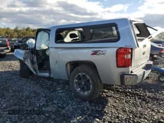 2011 Chevrolet Silverado 1500 Work Truck z VIN 1GCNKPEX8BZ249241, wystawiony jako Copart lot #85282245 z przebiegiem Nie podano mil oraz Nie do naprawy • Non repairable. Historia ofert i sprzedaży dostępna na DreamBid. Obrazek 2.