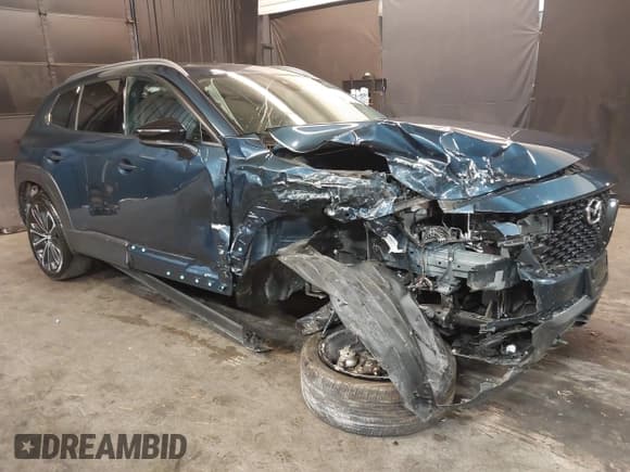 ✅ 2024 Mazda CX-50 S Premium Plus • VIN: 7MMVABEM0RN172166 • Lot: 41282676. Listed on IAAI with 8,180 mi. Free auction sales archive from the USA and detailed vehicle history report at DreamBid. Image 6.