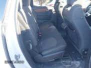 ✅ 2016 Chevrolet Traverse LT • VIN: 1GNKVGKD6GJ245738 • Lot: 43466703. Wystawiony na IAAI z przebiegiem 111 617 mil. Bezpłatny archiwum sprzedaży aukcyjnych z USA i szczegółowy raport historii pojazdu na DreamBid. Zdjęcie 8.