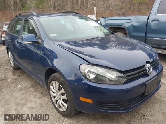 ✅ 2014 Volkswagen Jetta S • VIN: 3VWPP7AJ5EM602002 • Lot: 41869033. Wystawiony na IAAI z przebiegiem 181 856 mil. Bezpłatny archiwum sprzedaży aukcyjnych z USA i szczegółowy raport historii pojazdu na DreamBid. Zdjęcie 1.