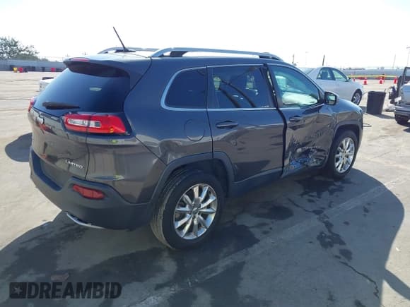 ✅ 2015 Jeep Cherokee Limited • VIN: 1C4PJMDB2FW772911 • Лот: 43484337. Опубликован ранее на IAAI с пробегом 151 558 миль. Бесплатный доступ к архиву аукционных продаж из США и подробный отчёт об истории автомобиля на DreamBid. Изображение 4.