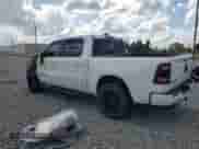 2020 Ram 1500 Lone Star z VIN 1C6SRFFTXLN328124, wystawiony jako Copart lot #81682895 z przebiegiem Nie podano mil oraz Szkoda całkowita • Salvage title. Historia ofert i sprzedaży dostępna na DreamBid. Obrazek 2.