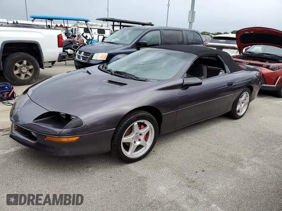✅ 1994 Chevrolet Camaro Z28 • VIN: 2G1FP32P9R2136357 • Лот: 74703444. Опубликован ранее на Copart с пробегом 8 694 миль. Бесплатный доступ к архиву аукционных продаж из США и подробный отчёт об истории автомобиля на DreamBid. Изображение 1.