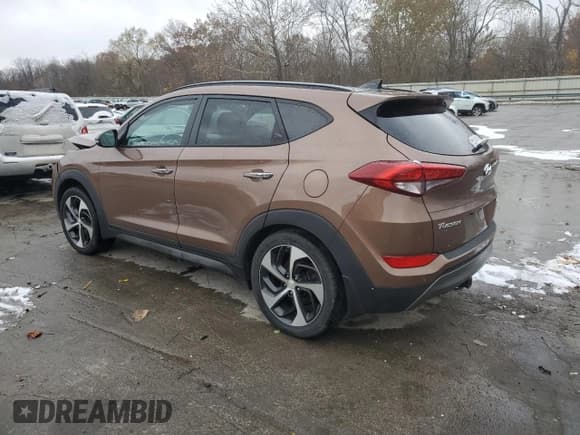 ✅ 2016 Hyundai Tucson Limited • VIN: KM8J33A29GU073802 • Лот: 91967875. Опубликован ранее на Copart с пробегом 56 952 миль. Бесплатный доступ к архиву аукционных продаж из США и подробный отчёт об истории автомобиля на DreamBid. Изображение 2.