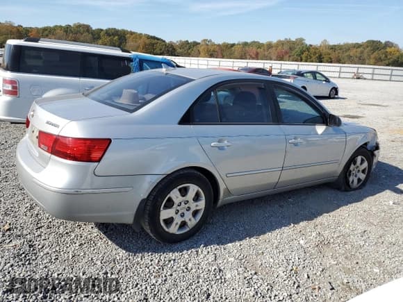 ✅ 2009 Hyundai Sonata GLS • VIN: 5NPET46C19H557926 • Лот: 78006404. Опубликован ранее на Copart с пробегом 218 547 миль. Бесплатный доступ к архиву аукционных продаж из США и подробный отчёт об истории автомобиля на DreamBid. Изображение 3.