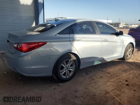 ✅ 2013 Hyundai Sonata GLS • VIN: 5NPEB4AC2DH723776 • Lot: 57909515. Listed on Copart with 117,530 mi. Free auction sales archive from the USA and detailed vehicle history report at DreamBid. Image 3.