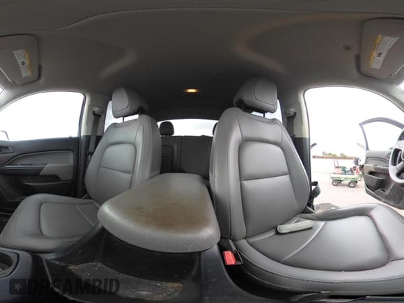 ✅ 2018 Chevrolet Colorado 4WD Work Truck • VIN: 1GCGTBEN2J1189252 • Лот: 42370251. Опубликован ранее на IAAI с пробегом 135 873 миль. Бесплатный доступ к архиву аукционных продаж из США и подробный отчёт об истории автомобиля на DreamBid. Изображение 18.