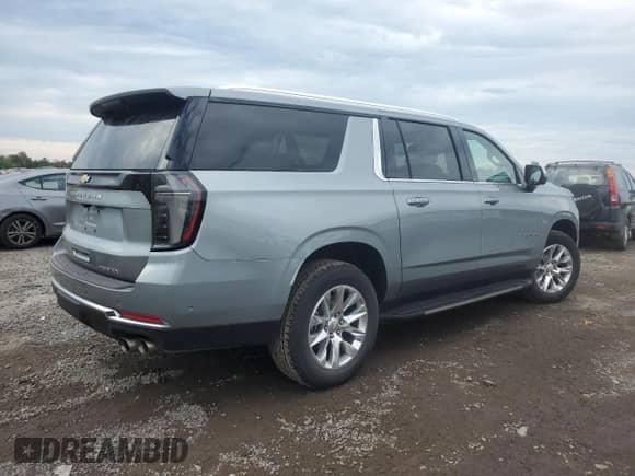 2025 Chevrolet Suburban Premier with VIN 1GNS6FRD3SR248765, listed as a Copart auction lot 80897555 with 23,012 mi miles and Clean title. Bid and sale history available at DreamBid. Image 3.
