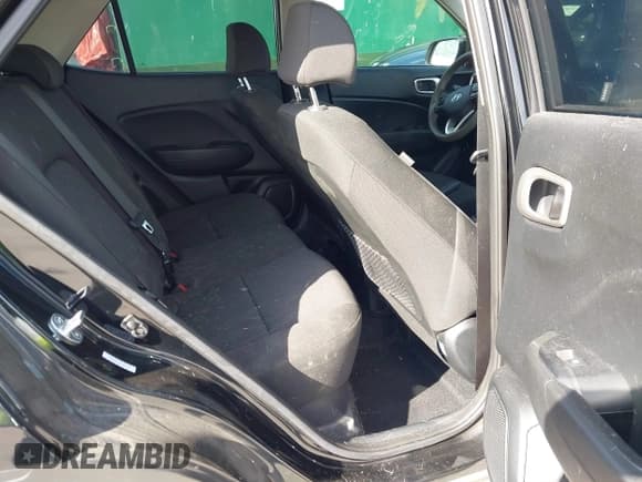 ✅ 2023 Hyundai Venue SE • VIN: KMHRB8A37PU220498 • Lot: 41273705. Listed on IAAI with 20,004 mi. Free auction sales archive from the USA and detailed vehicle history report at DreamBid. Image 8.