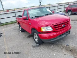 ✅ 2002 Ford F-150 XL • VIN: 1FTRF17262NB27957 • Lot: 42725235. Wystawiony na IAAI z przebiegiem Nie podano. Bezpłatny archiwum sprzedaży aukcyjnych z USA i szczegółowy raport historii pojazdu na DreamBid. Zdjęcie 1.