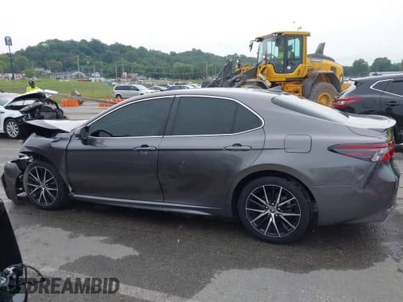 2022 Toyota Camry SE с VIN 4T1G11AK4NU672110, выставлен на аукционе IAAI как лот 43286968 с пробегом 89 232 миль миль и . История ставок и продаж доступна на DreamBid. Изображение 14.