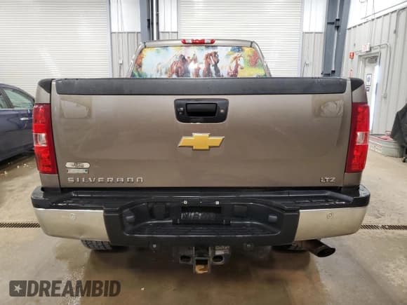 ✅ 2012 Chevrolet Silverado 2500HD LTZ • VIN: 1GC1KYEG8CF154749 • Lot: 57779495. Listed on Copart with 212,730 mi. Free auction sales archive from the USA and detailed vehicle history report at DreamBid. Image 6.