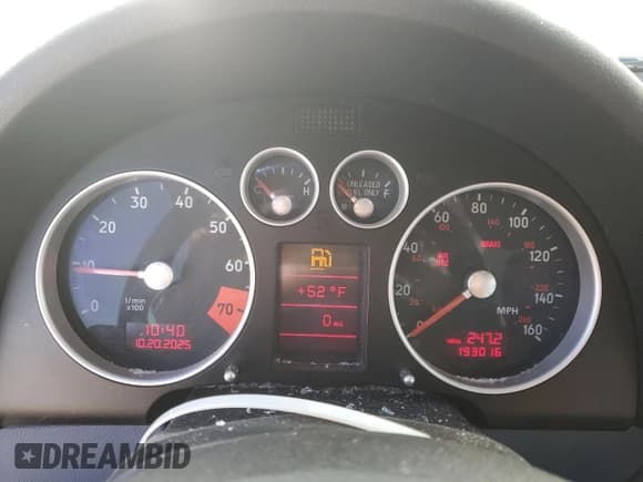 ✅ 2001 Audi TT • VIN: TRUWX28NX11045384 • Lot: 87442065. Wystawiony na Copart z przebiegiem 193 016 mil. Bezpłatny archiwum sprzedaży aukcyjnych z USA i szczegółowy raport historii pojazdu na DreamBid. Zdjęcie 9.