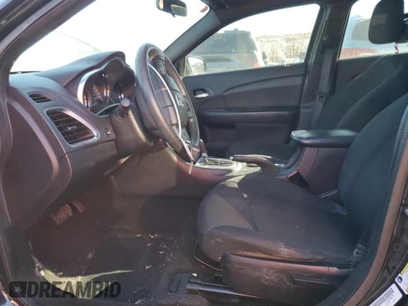 ✅ 2013 Dodge Avenger SE • VIN: 1C3CDZAB0DN544128 • Лот: 87808315. Опубликован ранее на Copart с пробегом 216 497 миль. Бесплатный доступ к архиву аукционных продаж из США и подробный отчёт об истории автомобиля на DreamBid. Изображение 7.