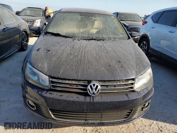 ✅ 2012 Volkswagen Eos Lux • VIN: WVWFW7AH7CV013213 • Лот: 76177744. Опубликован ранее на Copart с пробегом Не указан. Бесплатный доступ к архиву аукционных продаж из США и подробный отчёт об истории автомобиля на DreamBid. Изображение 5.