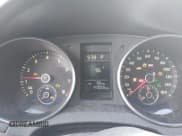 ✅ 2010 Volkswagen Jetta S • VIN: 3VWKX7AJ6AM668675 • Lot: 43542919. Wystawiony na IAAI z przebiegiem 143 059 mil. Bezpłatny archiwum sprzedaży aukcyjnych z USA i szczegółowy raport historii pojazdu na DreamBid. Zdjęcie 7.