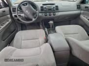 ✅ 2004 Toyota Camry LE • VIN: 4T1BE32K04U927990 • Lot: 93869945. Wystawiony na Copart z przebiegiem 131 093 mil. Bezpłatny archiwum sprzedaży aukcyjnych z USA i szczegółowy raport historii pojazdu na DreamBid. Zdjęcie 8.