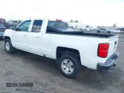 ✅ 2019 Chevrolet Silverado 1500 LT • VIN: 2GCRCPEC2K1146787 • Lot: 43125554. Wystawiony na IAAI z przebiegiem 102 604 mil. Bezpłatny archiwum sprzedaży aukcyjnych z USA i szczegółowy raport historii pojazdu na DreamBid. Zdjęcie 3.