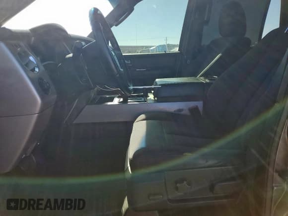 ✅ 2017 Ford Expedition Max XLT • VIN: 1FMJK1HT3HEA19820 • Lot: 91388705. Wystawiony na Copart z przebiegiem 148 923 mil. Bezpłatny archiwum sprzedaży aukcyjnych z USA i szczegółowy raport historii pojazdu na DreamBid. Zdjęcie 7.