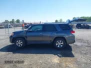 ✅ 2011 Toyota 4Runner SR5 • VIN: JTEZU5JR6B5020356 • Lot: 42003830. Wystawiony na IAAI z przebiegiem 465 318 mil. Bezpłatny archiwum sprzedaży aukcyjnych z USA i szczegółowy raport historii pojazdu na DreamBid. Zdjęcie 14.
