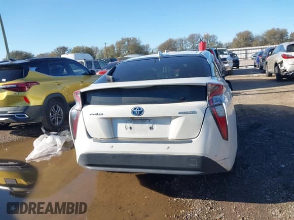 ✅ 2017 Toyota Prius Four • VIN: JTDKARFU4H3048356 • Lot: 43616262. Listed on IAAI with 108,296 mi. Free auction sales archive from the USA and detailed vehicle history report at DreamBid. Image 16.