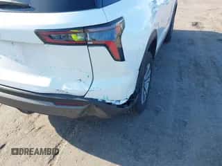 2025 Chevrolet Equinox FWD LT с VIN 3GNAXHEG9SL108876, выставлен на аукционе IAAI как лот 42160222 с пробегом 14 898 миль миль и . История ставок и продаж доступна на DreamBid. Изображение 6.