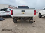 ✅ 2015 Chevrolet Silverado 2500HD LT • VIN: 1GC2KVEG8FZ544983 • Lot: 42264875. Wystawiony na IAAI z przebiegiem 186 478 mil. Bezpłatny archiwum sprzedaży aukcyjnych z USA i szczegółowy raport historii pojazdu na DreamBid. Zdjęcie 17.