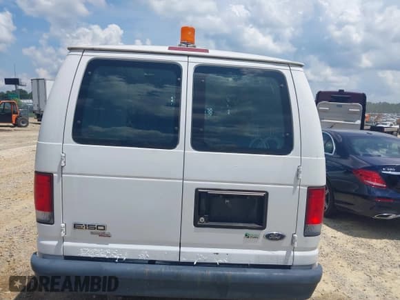 ✅ 2013 Ford Econoline Cargo Commercial • VIN: 1FTNE1EW5DDB01348 • Lot: 42831731. Listed on IAAI with 125,715 mi. Free auction sales archive from the USA and detailed vehicle history report at DreamBid. Image 16.