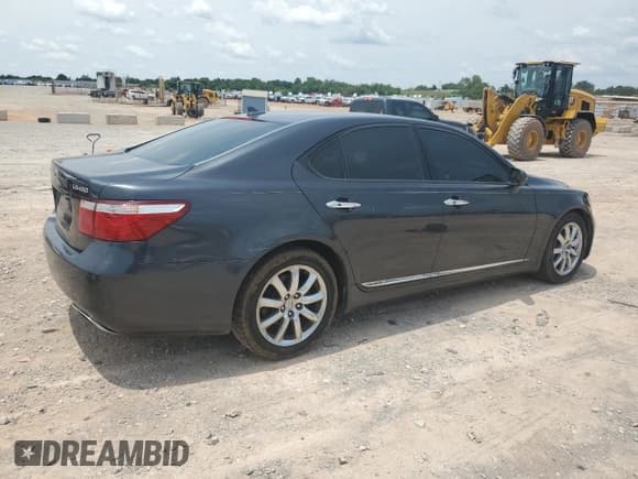 ✅ 2009 Lexus LS 460 • VIN: JTHBL46F795091091 • Lot: 60498075. Listed on Copart with 118,718 mi. Free auction sales archive from the USA and detailed vehicle history report at DreamBid. Image 3.