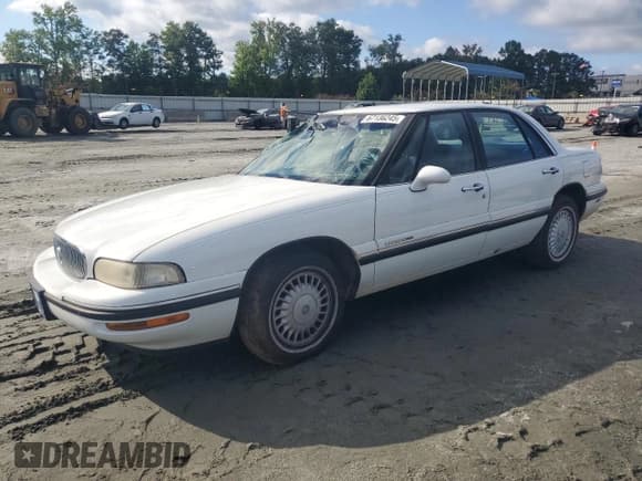✅ 1997 Buick LeSabre Custom • VIN: 1G4HP52K7VH524812 • Lot: 67136245. Wystawiony na Copart z przebiegiem 81 557 mil. Bezpłatny archiwum sprzedaży aukcyjnych z USA i szczegółowy raport historii pojazdu na DreamBid. Zdjęcie 1.