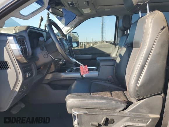 ✅ 2024 Ford F-250 XL • VIN: 1FT8W2BT4REC45596 • Лот: 86313725. Опубликован ранее на Copart с пробегом 10 972 миль. Бесплатный доступ к архиву аукционных продаж из США и подробный отчёт об истории автомобиля на DreamBid. Изображение 7.