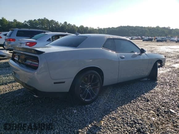 ✅ 2021 Dodge Challenger R/T Scat Pack • VIN: 2C3CDZFJ2MH604869 • Lot: 59626113. Wystawiony na Copart z przebiegiem 52 357 mil. Bezpłatny archiwum sprzedaży aukcyjnych z USA i szczegółowy raport historii pojazdu na DreamBid. Zdjęcie 3.