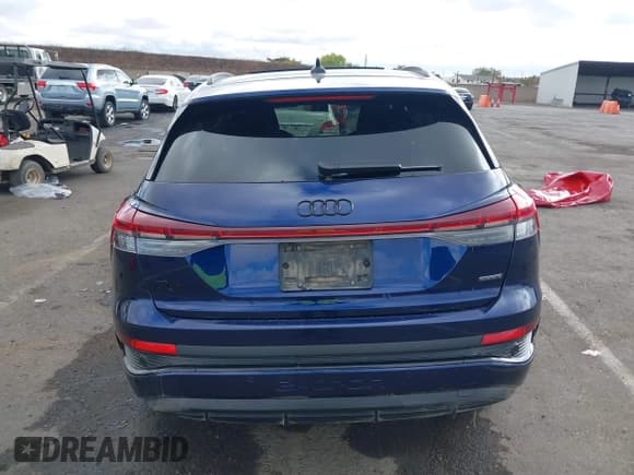 ✅ 2022 Audi Q4 e-tron Premium Plus • VIN: WA1L2BFZ2NP053655 • Lot: 43187298. Listed on IAAI with 75,879 mi. Free auction sales archive from the USA and detailed vehicle history report at DreamBid. Image 16.