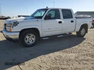 2007 Chevrolet Silverado 1500 LS with VIN 2GCEK13T371161386, listed as a Copart auction lot 86472635 with 298,172 mi miles and Clean title. Bid and sale history available at DreamBid. Image 1.