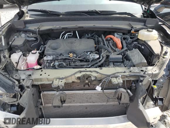 ✅ 2024 Toyota Highlander Hybrid Limited • VIN: 5TDACAB56RS015090 • Lot: 71644405. Wystawiony na Copart z przebiegiem 7 876 mil. Bezpłatny archiwum sprzedaży aukcyjnych z USA i szczegółowy raport historii pojazdu na DreamBid. Zdjęcie 12.