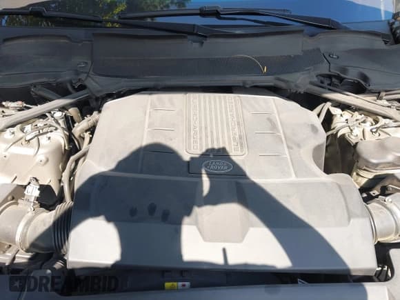 ✅ 2019 Land Rover Range Rover Sport Dynamic • VIN: SALWR2RE1KA818692 • Lot: 43136784. Wystawiony na IAAI z przebiegiem 79 614 mil. Bezpłatny archiwum sprzedaży aukcyjnych z USA i szczegółowy raport historii pojazdu na DreamBid. Zdjęcie 10.