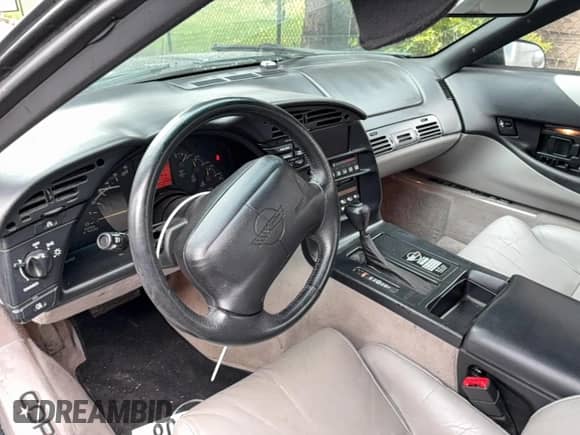 1995 Chevrolet Corvette с VIN 1G1YY22P8S5116000, выставлен на аукционе Copart как лот 91694485 с пробегом 78 242 миль миль и Списание • Salvage title. История ставок и продаж доступна на DreamBid. Изображение 9.