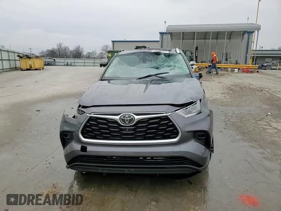 ✅ 2020 Toyota Highlander Limited • VIN: 5TDDZRBH8LS038477 • Lot: 95626805. Wystawiony na Copart z przebiegiem 44 328 mil. Bezpłatny archiwum sprzedaży aukcyjnych z USA i szczegółowy raport historii pojazdu na DreamBid. Zdjęcie 15.