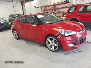 ✅ 2013 Hyundai Veloster w/Black Int • VIN: KMHTC6AD3DU099335 • Lot: 41711569. Wystawiony na IAAI z przebiegiem 159 847 mil. Bezpłatny archiwum sprzedaży aukcyjnych z USA i szczegółowy raport historii pojazdu na DreamBid. Zdjęcie 1.