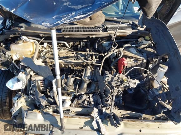 ✅ 2014 Ford Fiesta SE • VIN: 3FADP4EJ6EM133880 • Lot: 43387604. Wystawiony na IAAI z przebiegiem 93 640 mil. Bezpłatny archiwum sprzedaży aukcyjnych z USA i szczegółowy raport historii pojazdu na DreamBid. Zdjęcie 10.