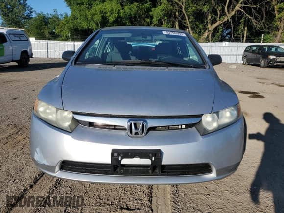 ✅ 2008 Honda Civic DX-G • VIN: 2HGFA16488H119561 • Лот: 69790995. Опубликован ранее на Copart с пробегом 131 545 миль. Бесплатный доступ к архиву аукционных продаж из США и подробный отчёт об истории автомобиля на DreamBid. Изображение 5.