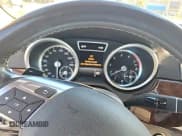 ✅ 2016 Mercedes-Benz GL 550 • VIN: 4JGDF7DE2GA638720 • Lot: 85364785. Wystawiony na Copart z przebiegiem 135 488 mil. Bezpłatny archiwum sprzedaży aukcyjnych z USA i szczegółowy raport historii pojazdu na DreamBid. Zdjęcie 11.