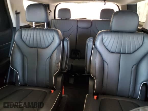 2023 Hyundai Palisade Limited с VIN KM8R5DGE1PU537511, выставлен на аукционе Copart как лот 85548315 с пробегом 50 735 миль миль и Списание • Salvage title. История ставок и продаж доступна на DreamBid. Изображение 10.