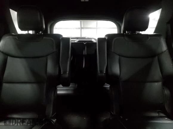 ✅ 2020 Ford Explorer ST • VIN: 1FM5K8GC6LGB32170 • Lot: 90241695. Wystawiony na Copart z przebiegiem 80 513 mil. Bezpłatny archiwum sprzedaży aukcyjnych z USA i szczegółowy raport historii pojazdu na DreamBid. Zdjęcie 10.