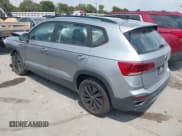✅ 2023 Volkswagen Taos S • VIN: 3VVCX7B28PM367186 • Лот: 43225250. Опубликован ранее на IAAI с пробегом 27 945 миль. Бесплатный доступ к архиву аукционных продаж из США и подробный отчёт об истории автомобиля на DreamBid. Изображение 3.