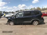 ✅ 2009 Kia Borrego EX • VIN: KNDJJ741795015401 • Lot: 41965858. Listed on IAAI with 171,323 mi. Free auction sales archive from the USA and detailed vehicle history report at DreamBid. Image 15.