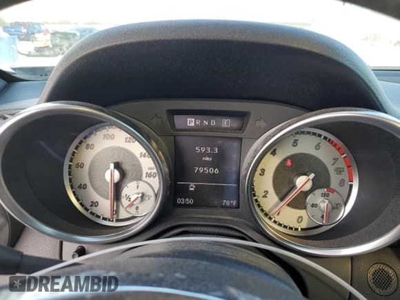 ✅ 2012 Mercedes-Benz SLK 350 • VIN: WDDPK5HA8CF014674 • Lot: 43035715. Wystawiony na Copart z przebiegiem 79 506 mil. Bezpłatny archiwum sprzedaży aukcyjnych z USA i szczegółowy raport historii pojazdu na DreamBid. Zdjęcie 9.