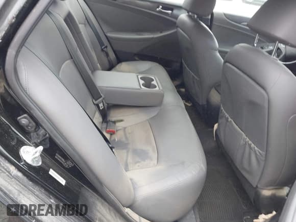 ✅ 2014 Hyundai Sonata Limited • VIN: KMHEC4A48EA111009 • Lot: 41934525. Wystawiony na IAAI z przebiegiem Nie podano. Bezpłatny archiwum sprzedaży aukcyjnych z USA i szczegółowy raport historii pojazdu na DreamBid. Zdjęcie 8.